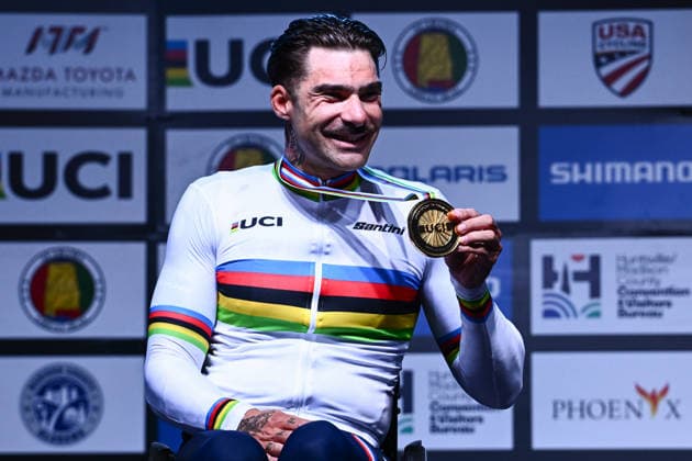 2026 UCI Para-cycling Road World Championships Picture by Olly Hassell SWpix.com - 06 09 2026 - Cycling - 2026 UCI Para-cycling Road World Championships - Huntsville, Alabama, United States of America - Men H3 Road Race podium - Johan Quaile (France) wins the Gold Medal to become World Champion Huntsville Cummings Research Park United States of America Copyright: x xSWpix.comx(t axPhotographyxHubxLtd)xOllyxHassell SWpix.comx SWP-3030-23394