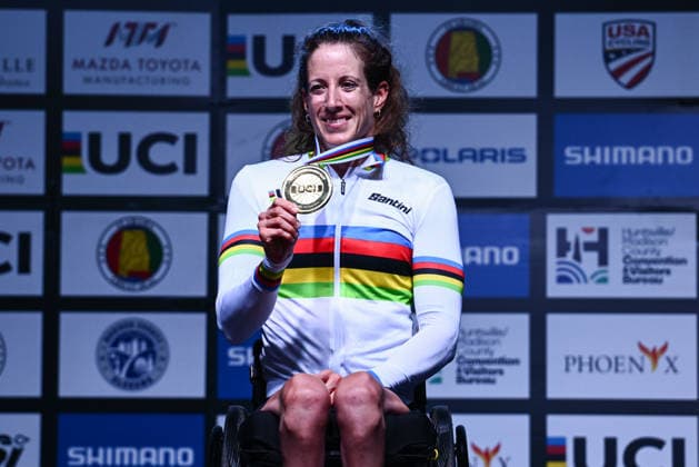 2026 UCI Para-cycling Road World Championships Picture by Olly Hassell SWpix.com - 06 09 2026 - Cycling - 2026 UCI Para-cycling Road World Championships - Huntsville, Alabama, United States of America - Women H4 Road Race podium - Sandra Fuhrer (Switzerland) wins the Gold Medal to become World Champion Huntsville Cummings Research Park United States of America Copyright: x xSWpix.comx(t axPhotographyxHubxLtd)xOllyxHassell SWpix.comx SWP-3030-23402