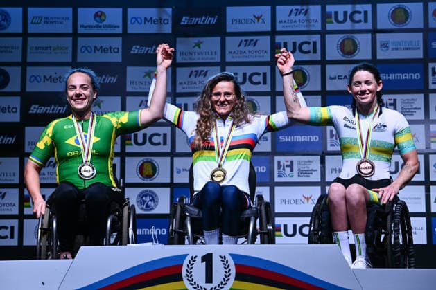2026 UCI Para-cycling Road World Championships Picture by Olly Hassell SWpix.com - 06 09 2026 - Cycling - 2026 UCI Para-cycling Road World Championships - Huntsville, Alabama, United States of America - Women H3 Road Race podium - AnaÃ¯s Vincent (France) wins the Gold Medal to become World Champion, Jady Martins Malavazzi (Brazil) receiving the Silver Medal, Lauren Parker (Australia) receiving the Bronze Medal Huntsville Cummings Research Park United States of America Copyright: x xSWpix.comx(t axPhotographyxHubxLtd)xOllyxHassell SWpix.comx SWP-3030-23413