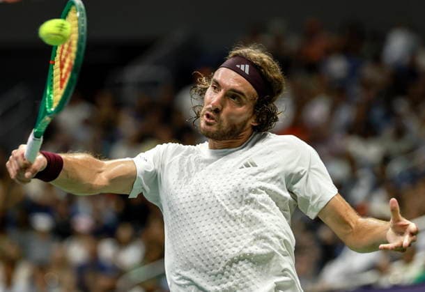 US Open tennis tournament - Day 8 Stefanos Tsitsipas of Greece in action against Ben Shelton of the USA during the Men s Singles fourth round of the US Open Tennis Championships in Flushing Meadows, New York, USA, 06 September 2026. FLUSHING MEADOWS NEW YORK United States  Copyright: xCRISTOBALxHERRERA-ULASHKEVICHx