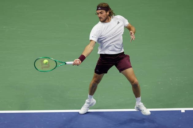 US Open tennis tournament - Day 8 Stefanos Tsitsipas of Greece in action against Ben Shelton of the US during the Men s Singles round of 16 of the US Open Tennis Championships in Flushing Meadows, New York, USA, 06 September 2026. FLUSHING MEADOWS NEW YORK United States  Copyright: xBRIANxHIRSCHFELDx