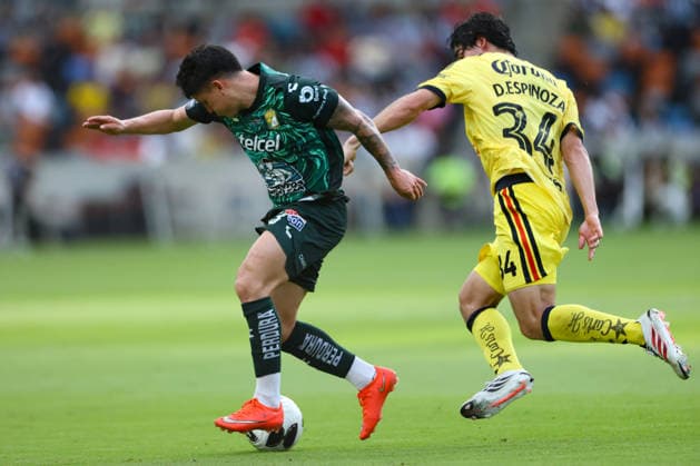 Daniel Arcila (L) of Leon vies for the ball with Dagoberto Espinoza of America during a Leagues Cup third-place match at Shell Energy Stadium in Houston, USA, 06 September 2026. Leagues Cup: Leon - America !ACHTUNG: NUR REDAKTIONELLE NUTZUNG!  Copyright: xCarlosxRamírezx AME5170 0866099389st