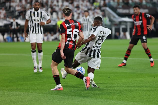 Juventus v AC Milan - Serie A 2026 27 Pierre Kalulu of Juventus FC in action against Alexis Saelemaekers of AC Milan during the Serie A 2026 27 Matchday 3 match at Allianz Stadium in Turin, Italy, on September 6, 2026. Turin Italy  Copyright: xGurgenxHakobyanx originalFilename:hakobyan-seriea20260907_np7Dn.jpg