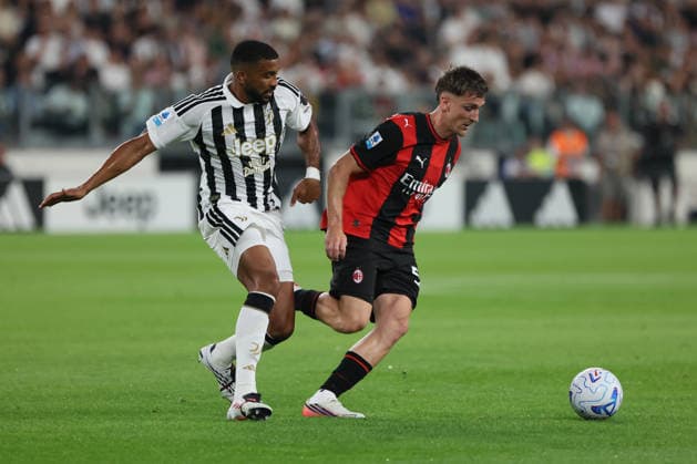 Juventus v AC Milan - Serie A 2026 27 Gleison Bremer of Juventus FC in action against Koni De Winter of AC Milan during the Serie A 2026 27 Matchday 3 match at Allianz Stadium in Turin, Italy, on September 6, 2026. Turin Italy  Copyright: xGurgenxHakobyanx originalFilename:hakobyan-seriea20260907_npwTz.jpg