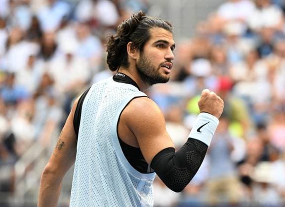 2026 US Open: Day 13 FLUSHING NY- SEPTEMBER 06: Carlos Alcaraz Vs Tommy Paul during The US Open on Arthur Ashe Stadium at the USTA Billie Jean King National Tennis Center on September 6, 2026 in Flushing Queens.Credit: mpi04 MediaPunch. 06 Sep 2026 Pictured: FLUSHING NY- SEPTEMBER 06: Carlos Alcaraz reacts after defeating Tommy Paul during The US Open on Arthur Ashe Stadium at the USTA Billie Jean King National Tennis Center on September 6, 2026 in Flushing Queens.Credit: mpi04 MediaPunch.  Copyright: xThexMegaxAgencyxmpi04x xMediaPunchx xMEGAx