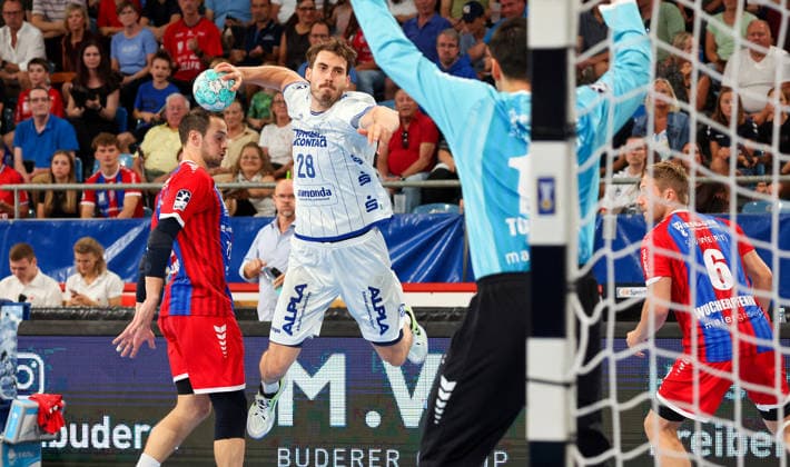 September 6, 2026, Germany, Bietigheim, Handball Bundesliga, 2026–2027 season: SG BBM Bietigheim vs. TBV Lemgo; from left: Hendrik Wagner (TBV), Martin Tomovski (BBM)