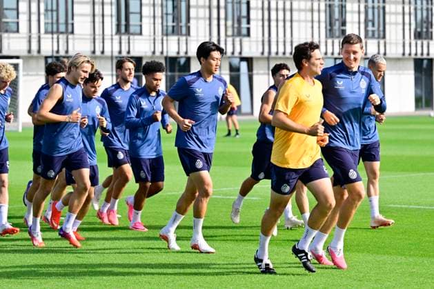 Club Brugge v Aston Villa - UEFA Champions League Media Activities 07 09 2026 BRUGGE, BELGIUM - SEPTEMBER 07 : Vanaken Hans midfielder of Club Brugge leading the group pictured during a training session ahead of the UEFA Champions League 2026 27 League Phase MD1 match between Club Brugge and Aston Villa on September 7, 2026 in Brugge, Belgium, 07 09 2026 Brugge Belgium  Copyright: xJanxDexMeuleneirx