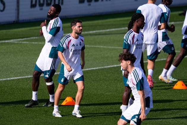 September 7, 2026, Valdebebas, Madrid, Spain: Bernardo Silva during the training day of Real Madrid ahead of the UEFA Champions League 2026 27 match against FC Internazionale Milano at Ciudad Deportiva Real Madrid on September 07, 2026, in Valdebebas, Madrid, Spain. Real Madrid Training And press conference, PK, Pressekonferenz - UEFA Champions League 2026 27 - ZUMAa181 20260907_zaa_a181_011 Copyright: xDennisxAgyemanx