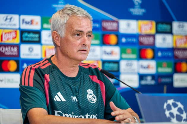 Real Madrid CF Training Session and press conference, PK, Pressekonferenz - UEFA Champions League 2026 27 MADRID, SPAIN - SEPTEMBER 7: Jose Mourinho, head coach of Real Madrid CF, speaks during the press conference on day ahead of the UEFA Champions League 2026 27 League Phase MD1 at Ciudad Real Madrid on September 7, 2026 in Madrid, Spain. Madrid Ciudad Real Madrid Madrid Spain Copyright: xAlbertoxGardinx AGardin_20260907_Foot_Cha_Rea_Mad_PC_0354