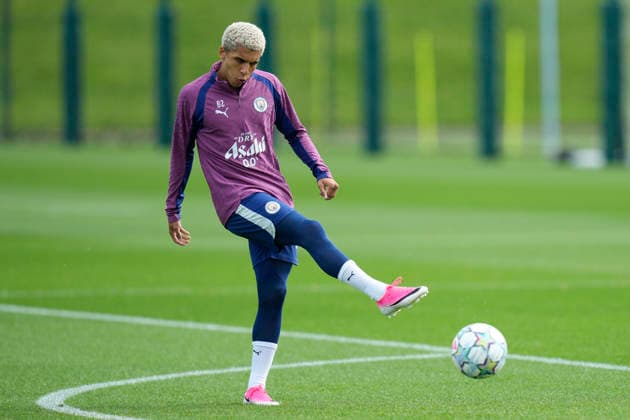 Manchester City Training Rico Lewis of Manchester City passes the ball during the Manchester City Training Session ahead of the UEFA Champions League Round 1 game against FC Porto at the Etihad Campus, Manchester, England on 7 September 2026 Credit: Steve Flynn Every Second Media Editorial use only. All images are copyright Every Second Media Limited. No images may be reproduced without prior permission. Copyright: xIMAGO EveryxSecondxMediax ESM-2141-0018 StevexFlynnx xEveryxSecondxMediax