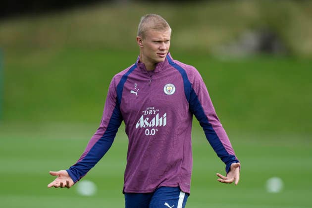 Manchester City Training Erling Haaland of Manchester City gestures during the Manchester City Training Session ahead of the UEFA Champions League Round 1 game against FC Porto at the Etihad Campus, Manchester, England on 7 September 2026 Credit: Steve Flynn Every Second Media Editorial use only. All images are copyright Every Second Media Limited. No images may be reproduced without prior permission. Copyright: xIMAGO EveryxSecondxMediax ESM-2141-0033 StevexFlynnx xEveryxSecondxMediax