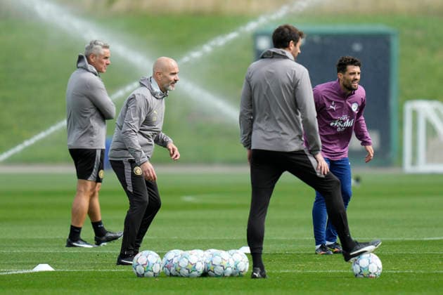 Manchester City Training Manchester City manager Enzo Maresca shoduts instructions uring the Manchester City Training Session ahead of the UEFA Champions League Round 1 game against FC Porto at the Etihad Campus, Manchester, England on 7 September 2026 Credit: Steve Flynn Every Second Media Editorial use only. All images are copyright Every Second Media Limited. No images may be reproduced without prior permission. Copyright: xIMAGO EveryxSecondxMediax ESM-2141-0074 StevexFlynnx xEveryxSecondxMediax