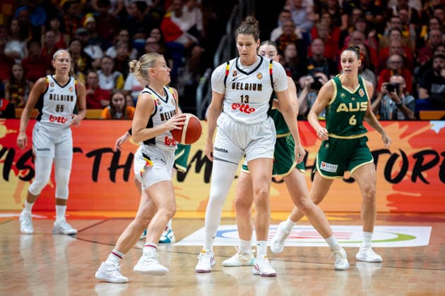 Belgium v Australia: Group C - FIBA Women s Basketball World Cup Germany 2026 Julie Vanloo and Kyara Linskens play during the FIBA Women s Basketball World Cup 2026 match between Belgium and Australia in Berlin, Germany, on September 7, 2026. Berlin Germany  Copyright: xMarcinxGolbax originalFilename:golba-belgiumv260907_np8Ps.jpg