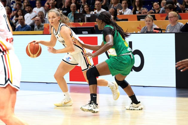 September 7, 2026, GER, Basketball, Women s, FIBA Basketball World Cup, 2026, Germany vs. Czechia Britta Daub (Germany) 19, Djeneba N. Diaye (Mali) 50 Berlin Uber Arena, Berlin, Germany Copyright: xNordphotox xEnglerx