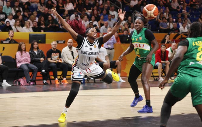 Alexis Peterson, Alima Dembele, Head-to-Head, Game Scene, Action, Sports, Basketball, FIBA World Cup, World Championship, Women s World Cup, 2026-2027 Season, July 9, 2026, DBB, Germany (GER) vs. Mali