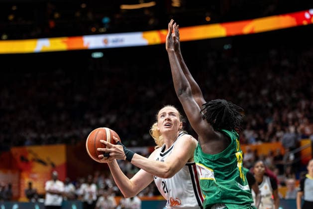 Marie Guelich (Germany), 21, shooting; Sika Kone (Mali), 23; GER, Germany vs. Mali, basketball, 2026 FIBA Women’s World Cup, group stage, Matchday 3, September 7, 2026, Germany vs. Mali, basketball, 2026 FIBA Women s World Cup, group stage, Matchday 3, September 7, 2026, Berlin Copyright: xEibner-Pressefoto MaxxVincenx EP_MVN