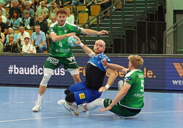 September 7, 2026, xovx, Opel Handball Bundesliga, HSG Wetzlar vs. ThSV Eisenach: Niklas Theiß (HSG Wetzlar), Peter Walz (ThSV Eisenach), Tristan Kirschner (HSG Wetzlar), Buderus Arena, Wetzlar, Hesse, Germany, DE