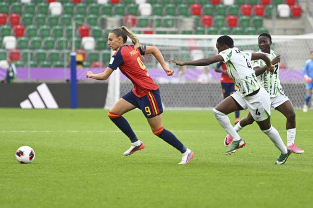 IPA88245696 - Marisa Garcia (ESP) and Onyedikachi Ekezie (NGA) during the FIFA U-20 Women s World Cup match between Spain and Nigeria in Sosnowiec, Poland, on September 7, 2026  Copyright: xMichalxDubiel IPAxSportx xx IPA88245696