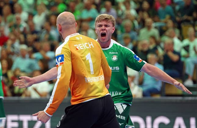 September 7, 2026, xovx, Opel Handball Bundesliga, HSG Wetzlar vs. ThSV Eisenach – Celebration by Bart Ravensbergen (HSG Wetzlar) and Tristan Kirschner (HSG Wetzlar) at the Buderus Arena in Wetzlar, Hesse, Germany DE