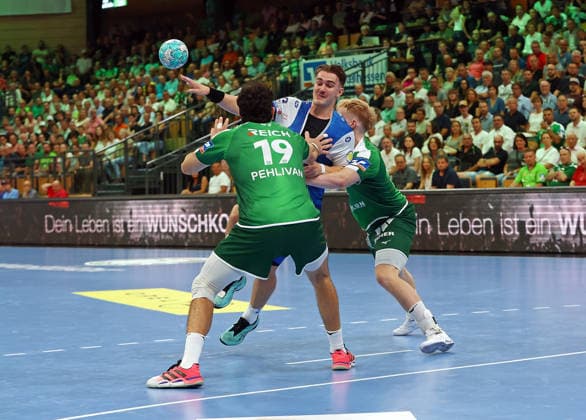 September 7, 2026, xovx, Opel Handball Bundesliga, HSG Wetzlar vs. ThSV Eisenach: Doruk Pehlivan (HSG Wetzlar), Felix Aellen (ThSV Eisenach), Georg Löwen (HSG Wetzlar), Wetzlar Buderus Arena, Hesse, Germany, DE