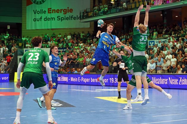 September 7, 2026, xovx, Opel Handball Bundesliga, HSG Wetzlar vs. ThSV Eisenach: Marti Soler (HSG Wetzlar), Felix Aellen (ThSV Eisenach), Oskar Joelsson (ThSV Eisenach), Petter Överby (HSG Wetzlar), Georg Löwen (HSG Wetzlar); Wetzlar, Buderus Arena, Hesse, Germany, DE