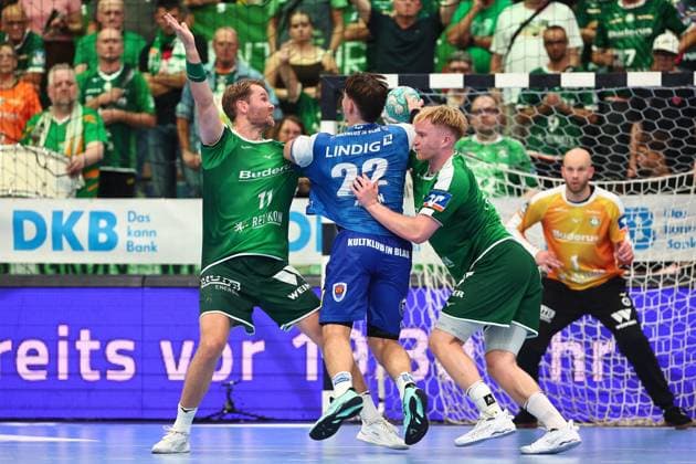 Felix Aellen of ThSV Eisenach in a one-on-one battle with Petter Oeverby of HSG Wetzlar (left) and Georg Loewen of HSG Wetzlar GER, HSG Wetzlar vs. ThSV Eisenach, Handball, Opel Handball Bundesliga, Matchday 3, 2026–2027 season, September 7, 2026, Germany, HSG Wetzlar vs. ThSV Eisenach, Handball, Opel Handball Bundesliga, Matchday 3, 2026–2027 season, September 7, 2026, Wetzlar Copyright: xEibner-Pressefoto RenexWeissx EP_RWS