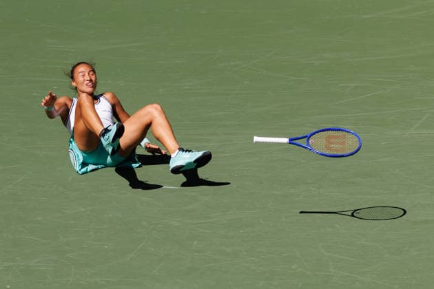 September 7, 2026: Qinwen Zheng (CHN) in action against Iga Swiatek (POL) during their Round 4 match at the US Open on September 7, 2026, held at the USTA Billie Jean King National Tennis Center in New York City. CSM New York City USA - ZUMAc04_ 20260907_zma_c04_003 Copyright: xBerniexHaleyx