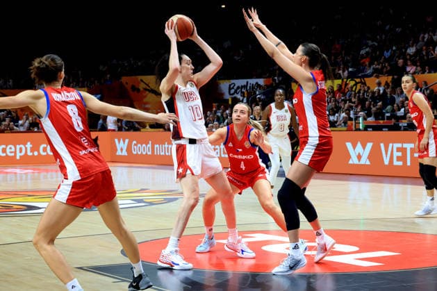 September 7, 2026, Basketball, Women s, FIBA Basketball World Cup, 2026, USA vs. Czechia: Breanna Stewart (USA) 10, Gabriela Andelova (Czechia) 4, Natalie Stoupalova (Czechia) 5, Berlin Uber Arena, Berlin, Germany Copyright: xNordphotox xEnglerx