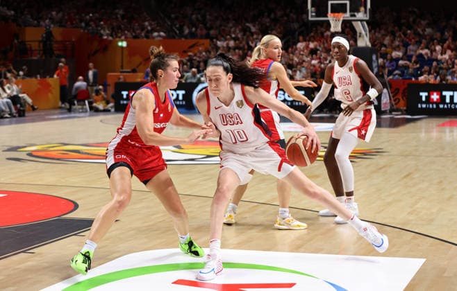 Julie Pospisilova and Breanna Stewart battling for the ball; game scene; action; sports; basketball; FIBA World Cup; World Championship; Women s World Cup; 2026-2027 season; July 9, 2026; USA vs. the Czech Republic; CZE