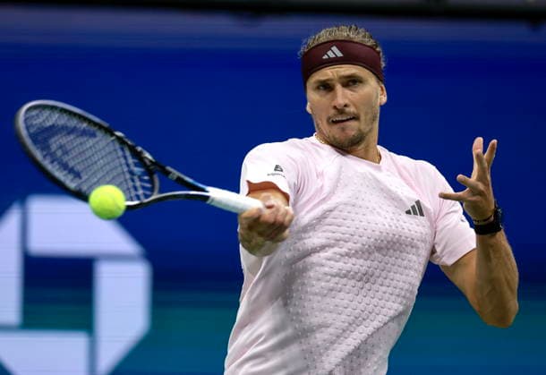 US Open tennis tournament - Day 9 Alexander Zverev of Germany in action against Luciano Darderi of Italy during their men s singles fourth round match at the US Open Tennis Championships at the USTA Billie Jean King National Tennis Center in Flushing Meadows, New York, USA, 07 September 2026. The 2026 US Open tournament runs from 23 August through 13 September. FLUSHING MEADOWS NEW YORK United States  Copyright: xCRISTOBALxHERRERA-ULASHKEVICHx