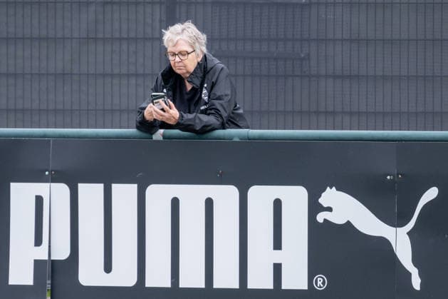 Hannelore Kraft (Borussia Moenchengladbach, Vizepraesidentin) beim Training der Pofis. Oeffentliches Training Borussia Moenchengladbach, Fussball, Bundesliga, Saison 2026 2027, 08.09.2026 oeffentliches Training Borussia Moenchengladbach, Fussball, Bundesliga, Saison 2026 2027, 08.09.2026 Moenchengladbach *** Hannelore Kraft of Borussia Mönchengladbach, Vice President, at the professional team s training session. Public training session for Borussia Mönchengladbach, soccer, Bundesliga, 2026–2027 season, September 8, 2026, public training session for Borussia Mönchengladbach, soccer, Bundesliga, 2026–2027 season, September 8, 2026, Mönchengladbach Copyright: xEibner-Pressefoto ThomasxHaeslerx EP_THR