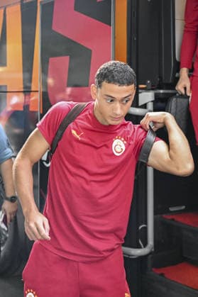 Galatasaray departs Istanbul for UEFA Champions League match against Sporting Lisbon ISTANBUL, TURKIYE - SEPTEMBER 8: Ada Yuzgec of Galatasaray arrives General Aviation Terminal at Istanbul Airport to depart Lisbon for UEFA Champions League match against Sporting Lisbon on September 8, 2026 in Istanbul, Turkiye. Fatma Nur Arslan Anadolu Istanbul Turkey. Editorial use only. Please get in touch for any other usage.  Copyright: x2026xAnadoluxFatmaxNurxArslanx