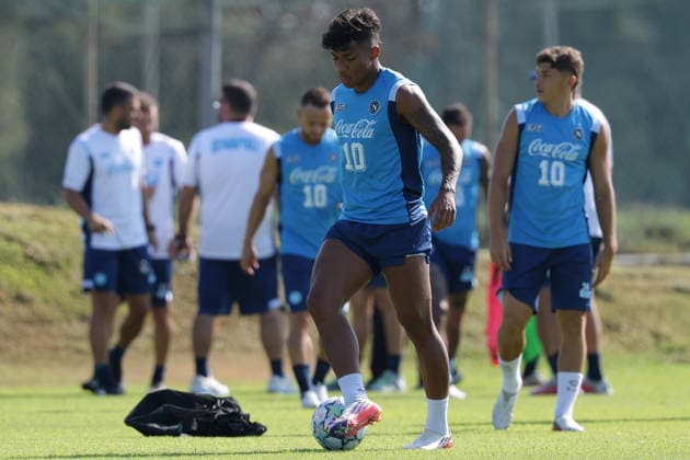 Napoli™s Alisson Santos During training at the SSC Napoli sports center, Champions League Napoli - Arsenal Castel Volturno (CE) on September 08 , 2026  Copyright: xAlessandroxGarofalo LaPressex