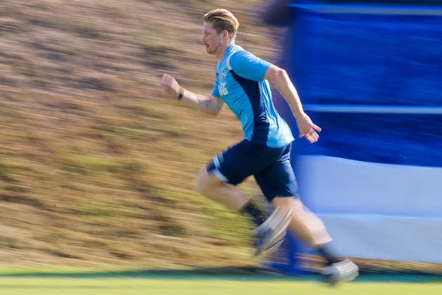 Napoli™s Kevin De Bruyne During training at the SSC Napoli sports center, Champions League Napoli - Arsenal Castel Volturno (CE) on September 08 , 2026  Copyright: xAlessandroxGarofalo LaPressex