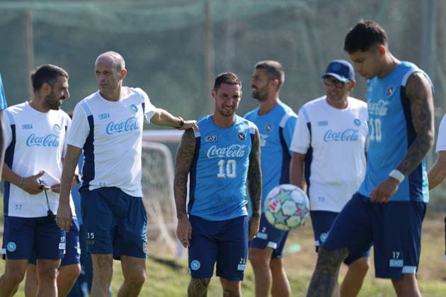 Napoli™s head coach Massimiliano Allegri, Napoli™s Matteo Politano During training at the SSC Napoli sports center, Champions League Napoli - Arsenal Castel Volturno (CE) on September 08 , 2026  Copyright: xAlessandroxGarofalo LaPressex