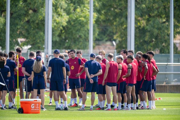 Spain-UEFA Champions League Media Day FC Barcelona, Barca v Feyenoord in Barcelona, Spain. UEFA Champions League media day. FC Barcelona players during a training session ahead of the UEFA Champions League match between FC Barcelona and Feyenoord Rotterdam in Ciutat Esportiva Joan Gamper, Barcelona, Spain, on September 8, 2026. Barcelona Ciutat Esportiva Joan Gamper Barcelona Spain