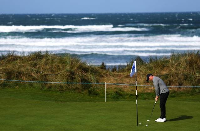 2026 Amgen Irish Open - Previews, Trump International Golf Links, Doonbeg, Clare 8 9 2026 Rory McIlroy practices at the 15th hole Rory McIlroy practices at the 15th hole 8 9 2026  Copyright: xx BB2_4832