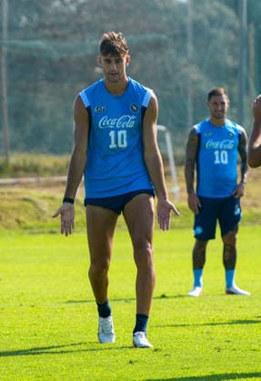 September 8, 2026, Castelvolturno, Campania, ITALIA: Lorenzo Lucca of SSC Napoli Durante lÃ¢â‚¬â ¢allenamento pre partita Champions League tra Napoli ed Arsenal a Castelvolturno del 08 09 2026 Castelvolturno ITALIA - ZUMAs236 20260908_aap_s236_004 Copyright: xFabioxSassox