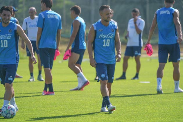 September 8, 2026, Castelvolturno, Campania, ITALIA: Stanislav Lobotka of SSC Napoli Durante lÃ¢â‚¬â ¢allenamento pre partita Champions League tra Napoli ed Arsenal a Castelvolturno del 08 09 2026 Castelvolturno ITALIA - ZUMAs236 20260908_aap_s236_018 Copyright: xFabioxSassox