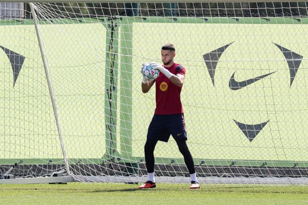September 8, 2026, Sant Joan Despi, Barcelona, Spain: Joan Garcia during the training day of FC Barcelona, Barca ahead UEFA Champions League 2026 27, football match against Feyenoord at Ciutat Esportiva Joan Gamper on September 08, 2026 in Sant Joan Despi, Barcelona, Spain. FC Barcelona Training And press conference, PK, Pressekonferenz - UEFA Champions League 2026 27  - ZUMAa181 20260908_zaa_a181_002 Copyright: xJavierxBorregox