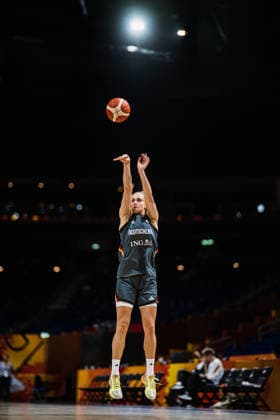 FIBA Women’s Basketball World Cup 2026 Germany Training Session, September 8, 2026 Leonie Fiebich (Germany), No. 13 shooting a basketball, FIBA Women’s Basketball World Cup 2026, Final Phase, Germany training on September 8, 2026, at the Uber Arena, Berlin Copyright: xBEAUTIFULxSPORTS Tonhäuserx