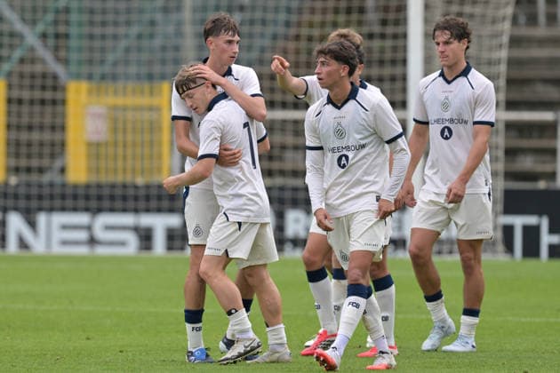 260908 Youth League Club Brugge vs Aston Villa Tian Koren (7) of Club Brugge NXT celebrates after scoring the 2-0 goal during the Uefa Youth League matchday 1 game in the League phase in season 2026 - 2027 between Club Brugge KV and Aston Villa on September 8 , 2026 in Roeselare, Belgium. (Photo by David Catry sportpix) Roeselare Schiervelde - The Nest West Flanders Belgium  Copyright: xsportpixxDavidxCatryx