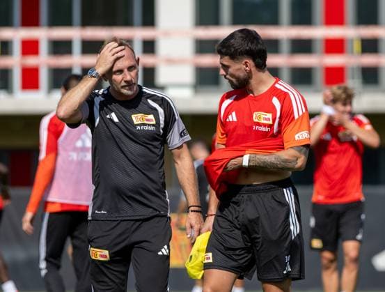 Fußball, Herren, Saison 2026 2027, 1. Bundesliga, 1. FC Union Berlin, Training auf Trainingsplatz II, v. l. Trainer Mauro Lustrinelli (1. FC Union Berlin), Kastriot Imeri (1. FC Union Berlin), 08.09.2026, *** Soccer, Men s, 2026–2027 Season, Bundesliga 1, 1. FC Union Berlin, Training on Training Field II, from left: Coach Mauro Lustrinelli (1. FC Union Berlin), Kastriot Imeri (1. FC Union Berlin), September 8, 2026, Copyright: xMatthiasxKochx