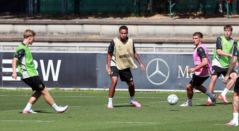 08.09.26 VfB Stuttgart Training Deutschland, Stuttgart, 08.09.2026, Fussball, Bundesliga, Saison 2026 2027, VfB Stuttgart Training: Nikolas Nartey. *** 08 09 26 VfB Stuttgart Practice, Germany, Stuttgart, 08 09 2026, Soccer, Bundesliga, 2026–2027 Season, VfB Stuttgart Practice, Nikolas Nartey