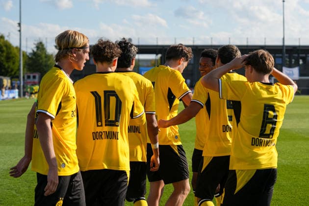 Tuesday, September 8, 2026, 2026–2027 Season, Matchday 1 of the UEFA Youth League at BVB Fußballpark Hohenbuschei, Dortmund, Germany BV Borussia Dortmund U19 vs. FC Villarreal U19 Celebrations after Jan Luca Riedl’s 2–1 goal for BVB