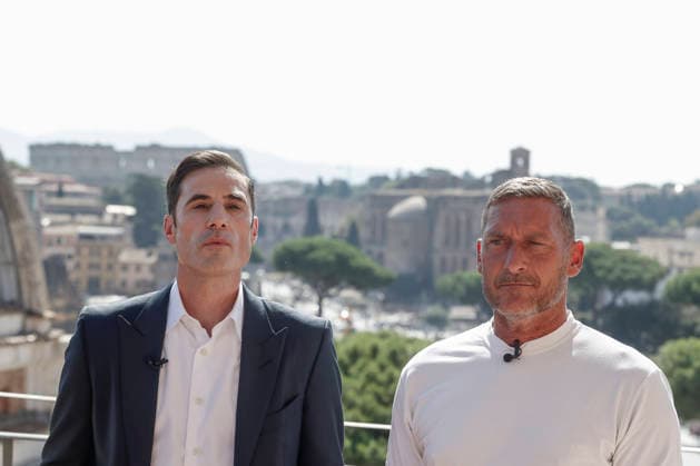 September 8, 2026, Rome, Rome, ITALY: Paul Matiasic, president of Maxima Roma, and Francesco Totti, the club s advisor. press conference, PK, Pressekonferenz for the presentation of the new Roman basketball club, Maxima Roma, Rome, September 8, 2026. Press Conference To Present The New Roman Basketball Club Maxima Roma - ZUMAa289 20260908_zia_a289_398 Copyright: xRiccardoxDexLucax xAgfx