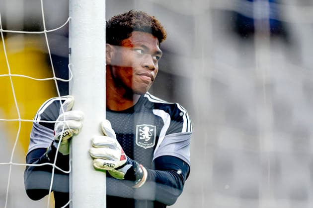 BRUGGE Aston Villa FC goalkeeper Zion Suzuki during the UEFA Champions League match between Club Brugge and Aston Villa at Jan Breydel Stadium on September 8, 2026, in Brugge, Belgium. Photo by DeFodi Images