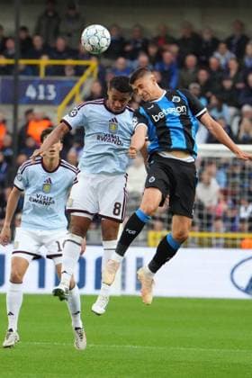 Boubacar Kamara of Aston Villa and Nicolo Tresoldi of Club Brugge Club Brugge v Aston Villa, UEFA Champions League, League Stage, Football, Jan Breydel Stadium, Brugge, Belgium - 08 Sep 2026Brugge Jan Breydel Stadium Belgium  Copyright: xDavexWInter Shutterstockx 17139355w