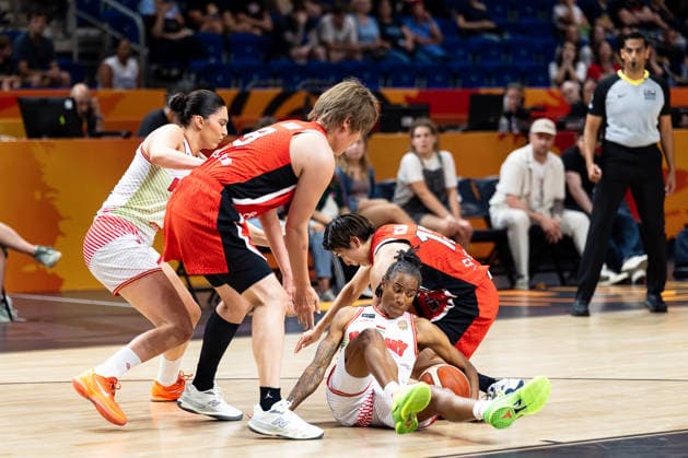 Yvonne Turner of Hungary, 22, and Ramu Tokashiki of Japan, 10, in a one-on-one battle for the ball, GER, Hungary vs. Japan, Basketball, 2026 FIBA Women’s World Cup, Quarterfinal Qualifier, September 8, 2026, GER, Hungary vs. Japan, basketball, 2026 FIBA Women’s World Cup, quarterfinal qualifier, September 8, 2026, Berlin Copyright: xEibner-Pressefoto MaxxVincenx EP_MVN