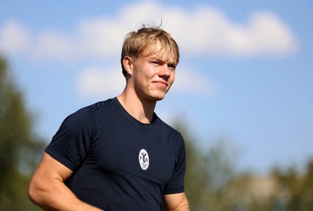 Soccer, Men s, Bavarian Regional League, 2026–2027 Season, TSV 1860 Munich, Practice at Grünwalder Strasse 114, Fabio Wagner s TSV 1860 Munich Training Facility: Running, Head, Upper Body